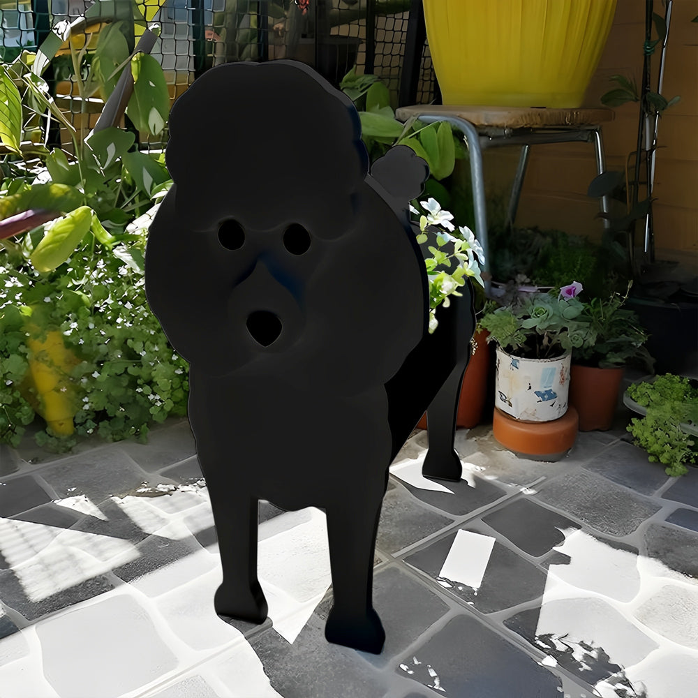 Pot de fleurs en forme de Noire Caniche