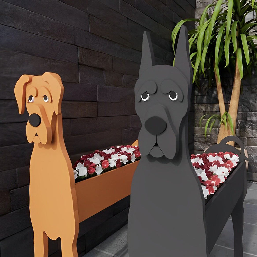 Pot de fleurs en forme de Dogue allemand